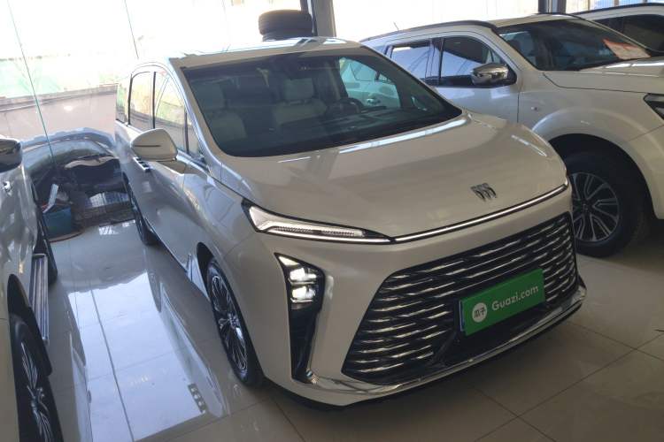 Used Buick GL8 2025 Lu Zun Deluxe Edition