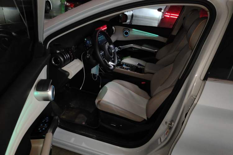 Used BYD Yuan PLUS 2024 Honor Edition 430KM Leading Model Driver Seat