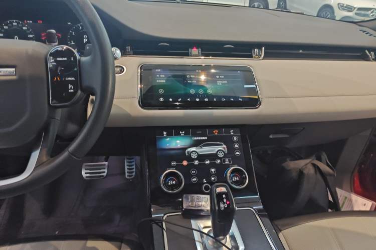 Used Land Rover Range Evoque 2020 249 PS R-DYNAMIC S Blackened Sport Technology Edition Audio And AC Panel