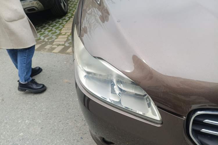 Used Peugeot 301 2014 1.6L Manual Luxury Edition