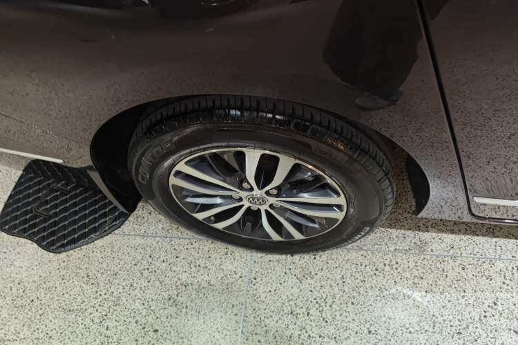 Used Buick GL8 2018 ES 28T Flagship Model China VI Standard