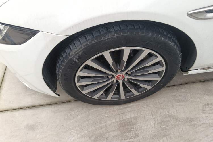 Used Jaguar XEL 2020 2.0T 200PS R-DYNAMIC Youth Sports Edition Exterior 4