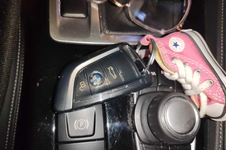 Used BMW 1 Series 2019 118i M Sport Package Vehicle Key