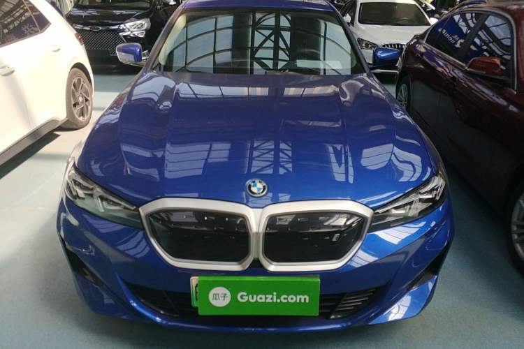 Used BMW i3 2024 eDrive 35 L
