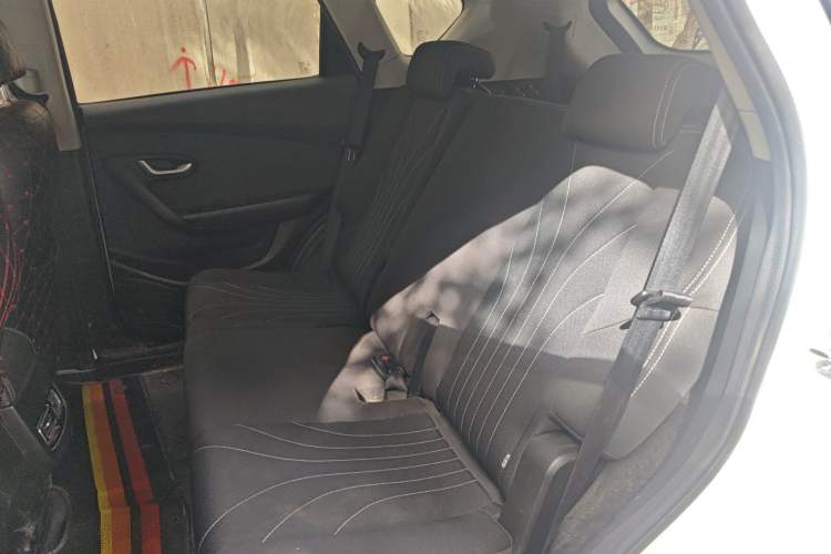 Used JETOUR X70M 2020 Revised Version 1.5T DCT Companion Edition 6 Seats
