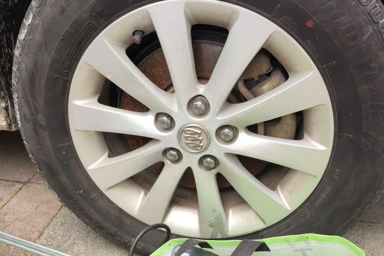 Used Buick GL8 2014 2.4L Classic Edition