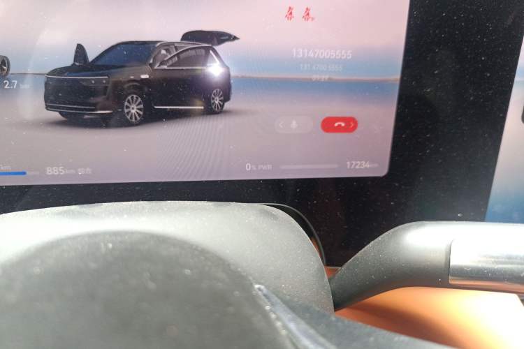 Used Hima AITO M8 2025 Extended-Range Max+ Version 53.4 kWh 6-Seater Edition Odometer Close Up