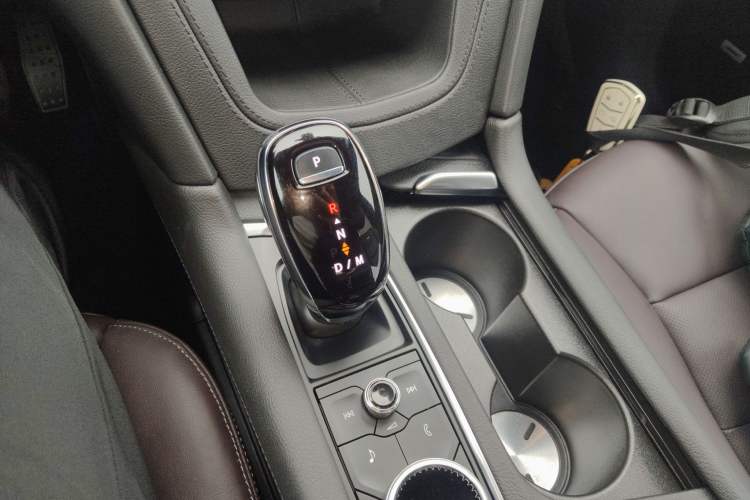 Used Cadillac XT6 2022 2.0T Six-Seater Two-Wheel-Drive Luxury Version
