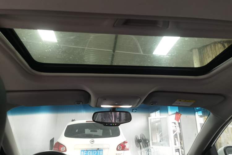 Used Buick GT 2019 18T Automatic Connected Elite Model China V Standard Headliner