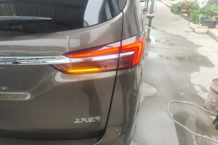 Used Buick GL8 2021 Land Cruiser Executive 652T Premium Model