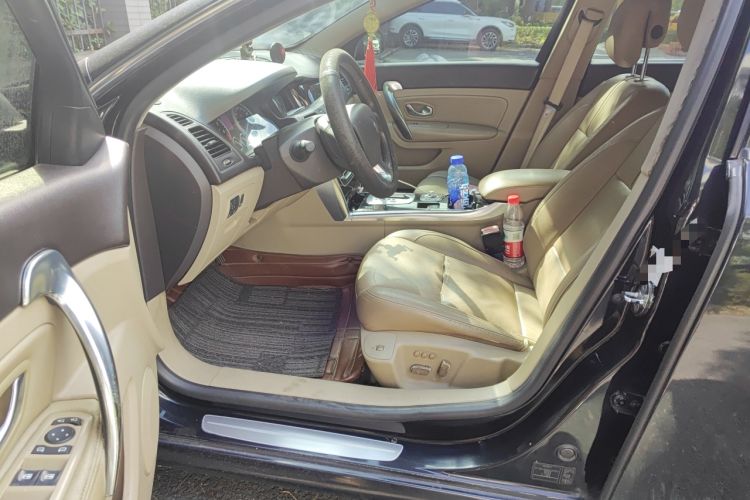 Used Renault Latitude 2011 2.5L Automatic Flagship Navigation Edition
