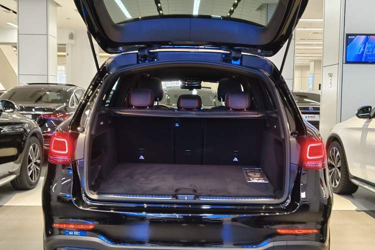 Used Mercedes-Benz GLC AMG 2022 AMG GLC 43 4MATIC Trunk