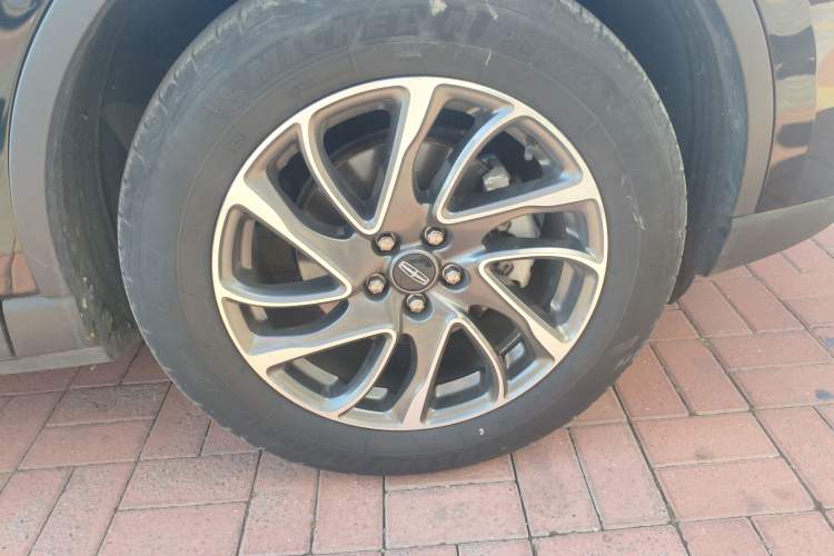 Used Lincoln Corsair 2022 2.0T Two-Wheel Drive Deluxe Edition