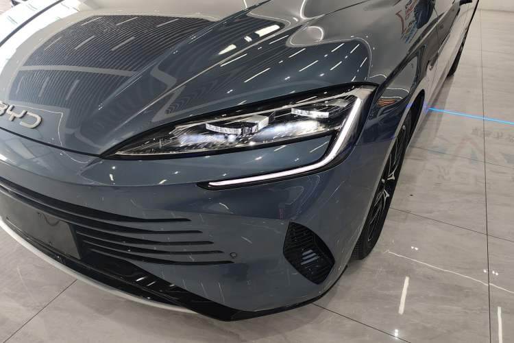 Used BYD Seal 2023 DM-i 1.5L 121km Prestige Model