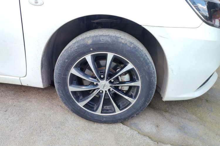 Used Nissan Sylphy 2021 Classic 1.6XE CVT Comfort Edition Right Front Wheel Hub
