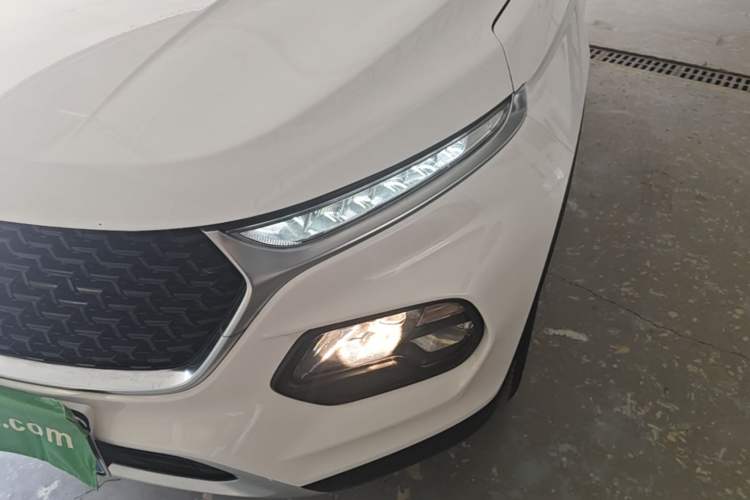 Used Baojun 510 2017 1.5L manual Comfort trim