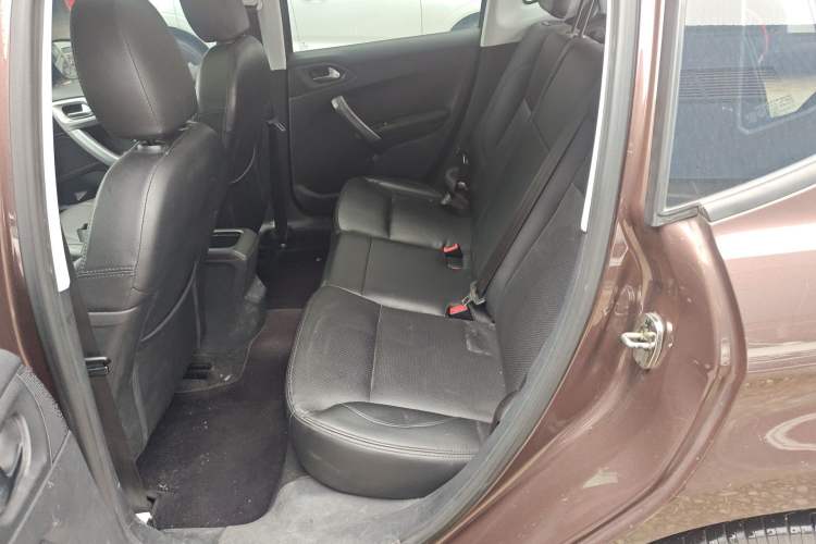 Used Peugeot 2008 2014 1.6L Automatic Fashion Edition Left Rear Seat