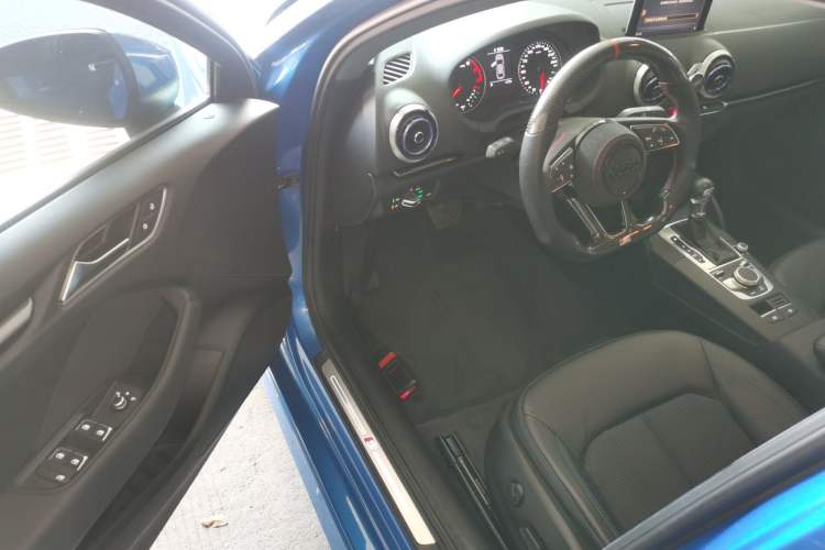 Used Audi A3 2019 Limousine 35 TFSI Fashion Edition China VI Emission Standard
