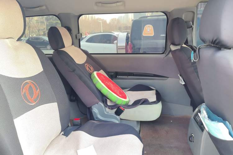 Used FORTHING Lingzhi 2014 V3 1.5L 7-Seater Comfort Model