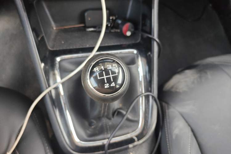 Used Roewe i5 2019 1.5L Manual 4G Connectable Langhao Edition Gear Lever