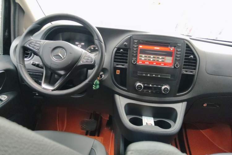Used Mercedes-Benz Vito 2016 2.0T Business Edition
