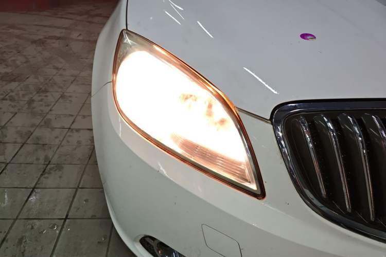 Used Buick GT 2013 GT 1.6L Manual Entry-Level Model Right Front Headlight