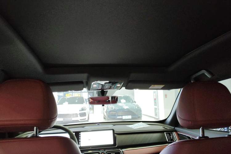 Used JETOUR X70 PLUS 2025 1.5T Luxury Dynamic Edition 5 Seats
