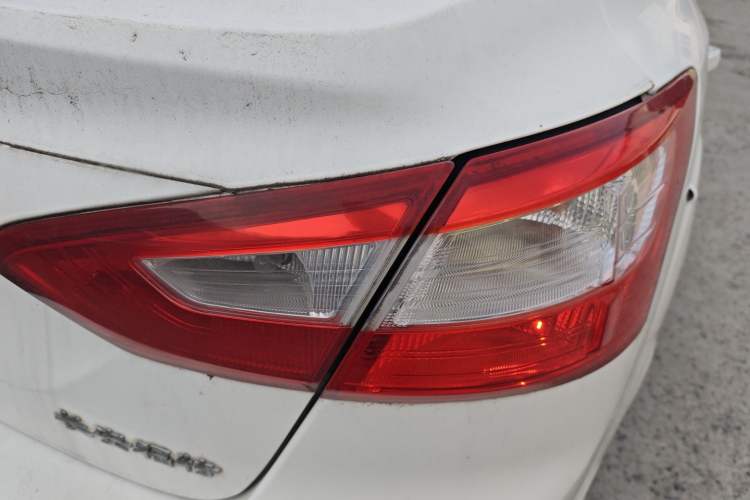 Used Ford Focus 2012 Sedan 1.6L Manual Comfort Model Right Rear Taillight