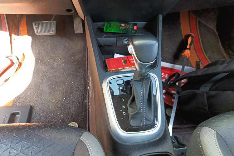 Used Kia kx1 Stonic 2019 1.4L Automatic Fun Edition China V Standard