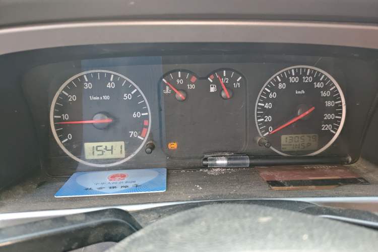 Used Volkswagen Santana Vista 2008 1.8L Manual Sishang Model Odometer Close Up