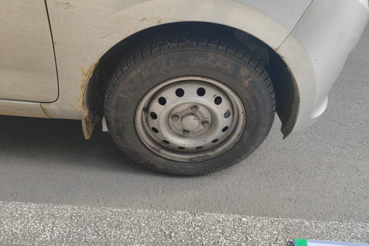 Used Wuling Rongguang V 2019 1.5L Window-Sealed Utility Model China VI LAR Right Front Wheel Hub