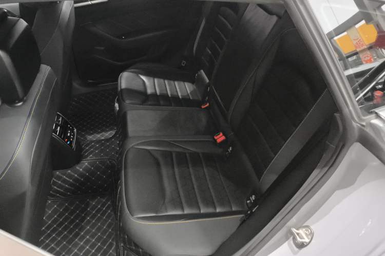 Used Volkswagen FAW-Volkswagen CC 2024 380TSI Striking Edition
