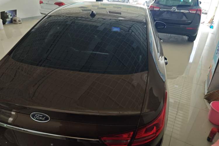 Used Ford Escort 2017 Happiness Edition 1.5L Automatic Fashion Version
