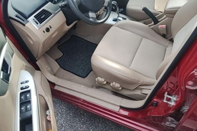 Used Buick Excelle 2013 1.5L Automatic Classic Model
