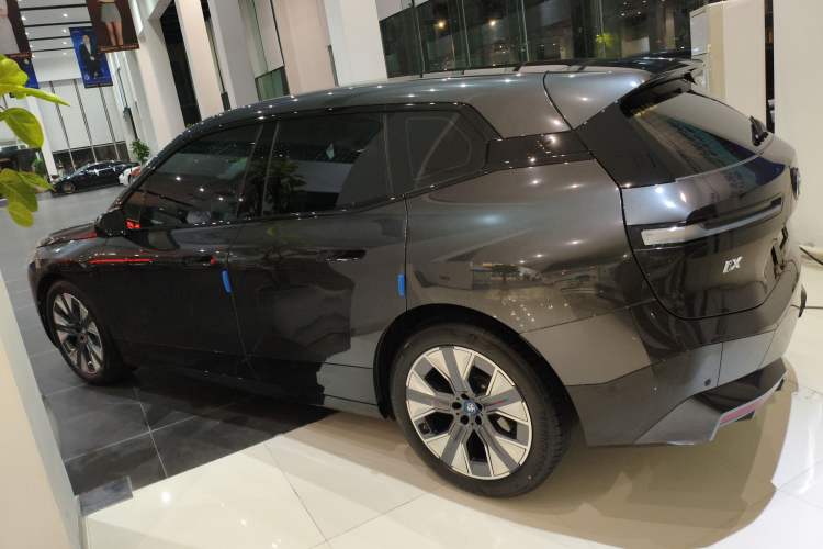 Used BMW iX 2022 xDrive40