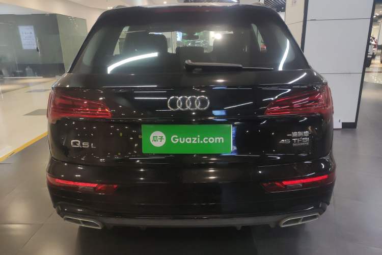 Used Audi Q5L 2025 quattro 45th Anniversary Edition 45 TFSI Luxury Dynamic Model Rear