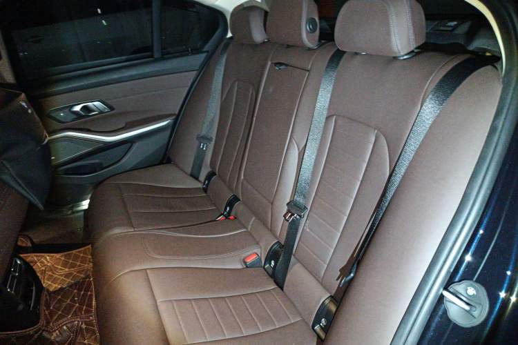 Used BMW 3 Series 2021 325i M Sport Night Edition package
