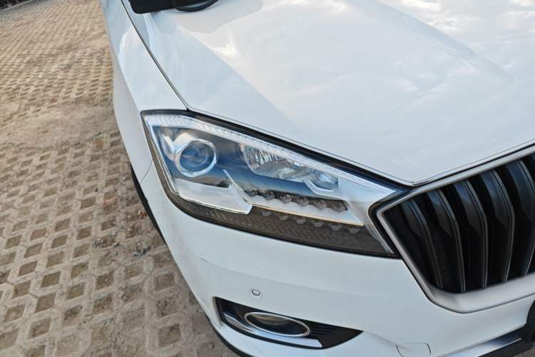 Used BORGWARD BX7 2016 28T Two-Wheel Drive Luxury Version 5 Seats