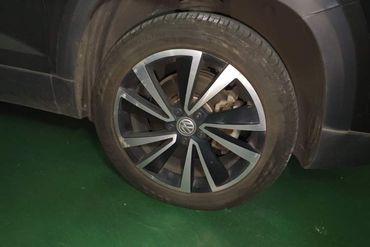 Used Volkswagen Tharu 2020 280TSI Two-Wheel Drive Luxury Edition China VI Standard
