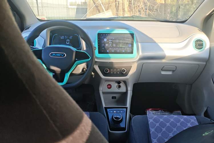 Used JMEV Xiao Qilin 2024 201km Comfort Version Center Console