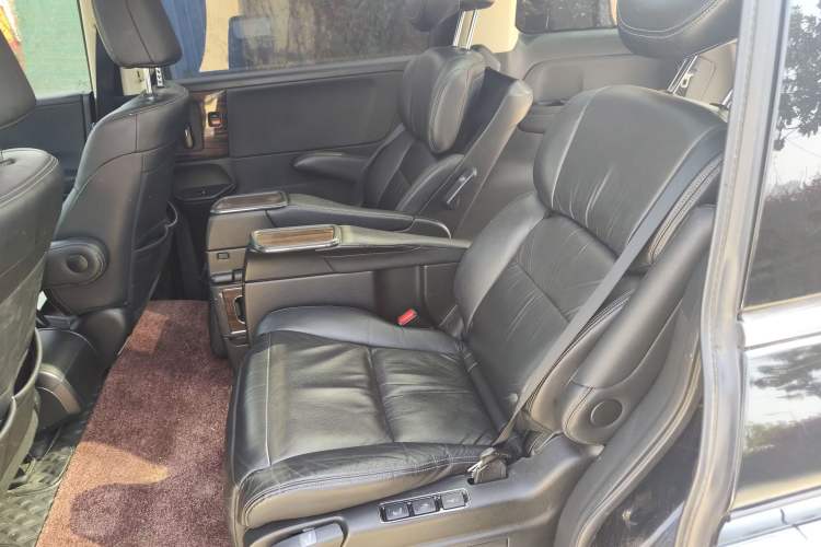 Used Honda Elysion 2016 2.4L Supreme Edition