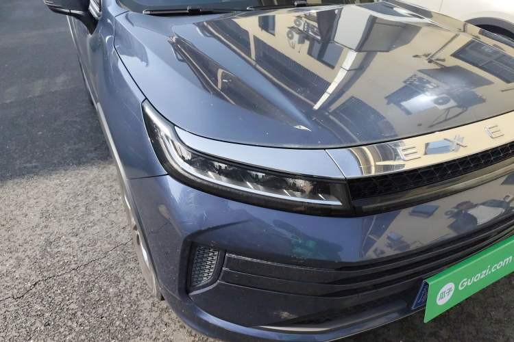 Used EXEED Zhuifeng 2020 Chasing the Waves Edition 1.5T CVT Starry Edition Right Front Headlight