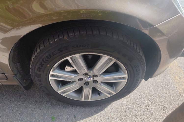 Used Volvo XC60 2017 T5 AWD Smart Range Edition
