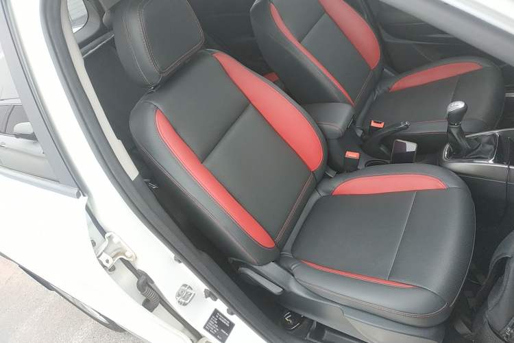 Used CHANGAN CS15 2016 1.5L Manual Luxury Edition