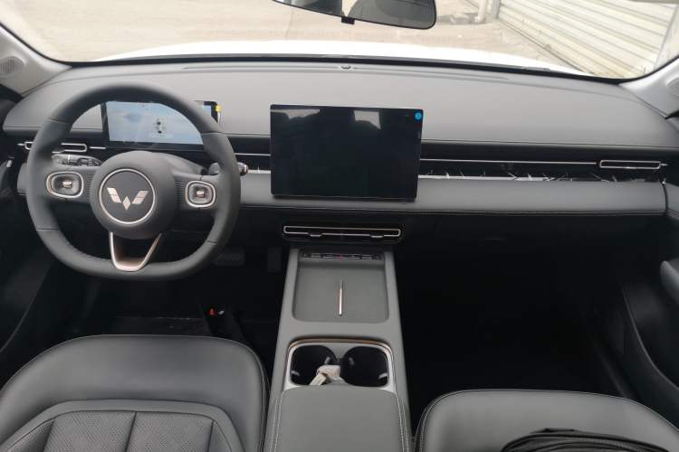 Used Wuling Xingguang 2025 70km Smart Standard Version
