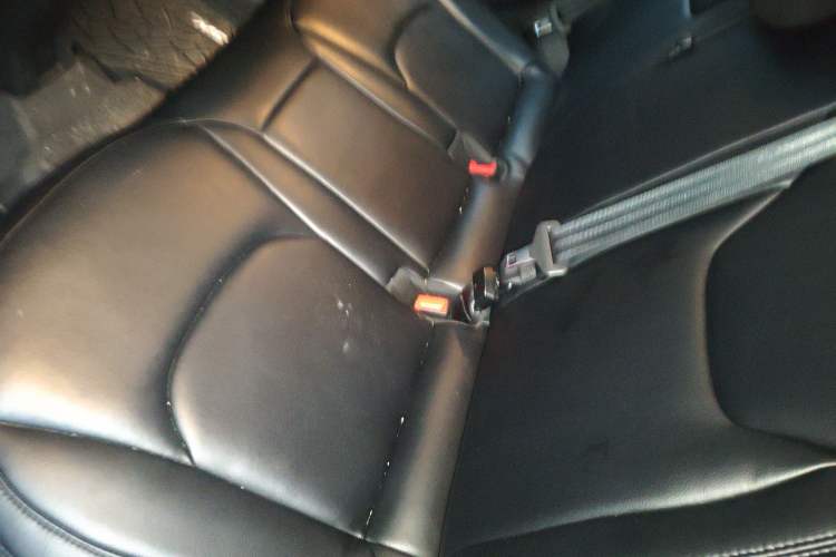 Used Jeep Renegade 2018 Connected Large Screen Version 180T Automatic High-Energy Edition
