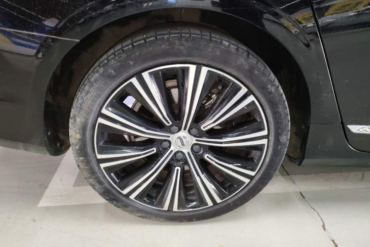 Used Volvo S90 2023 B5 Zhiyuan Luxury Edition
