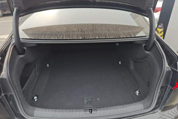 Used Audi A6L 2023 Revised 45 TFSI Prestige Dynamic Edition
