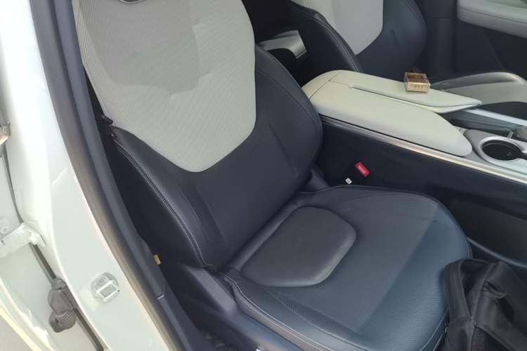 Used ARCFOX Alpha T5 2025 520 PRO
