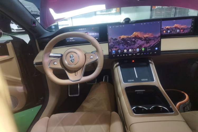 Used Hima S9T 2025 Model Pure Electric Four-Wheel-Drive Ultra